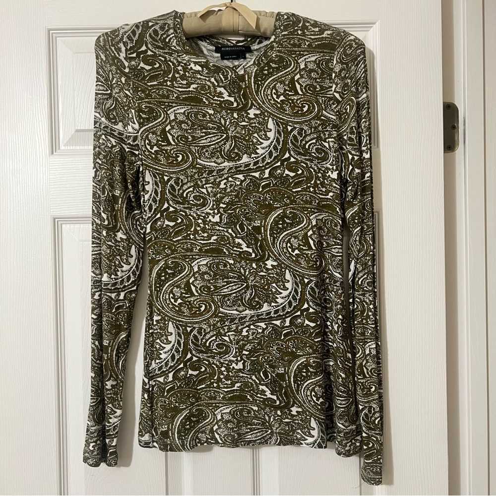 NWOT BCBG MaxAzria Stretch Long Sleeve Top - Size L